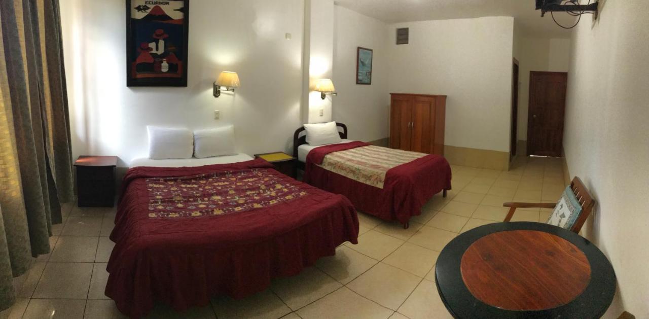 Hotel Pacifico Puerto López Quarto foto
